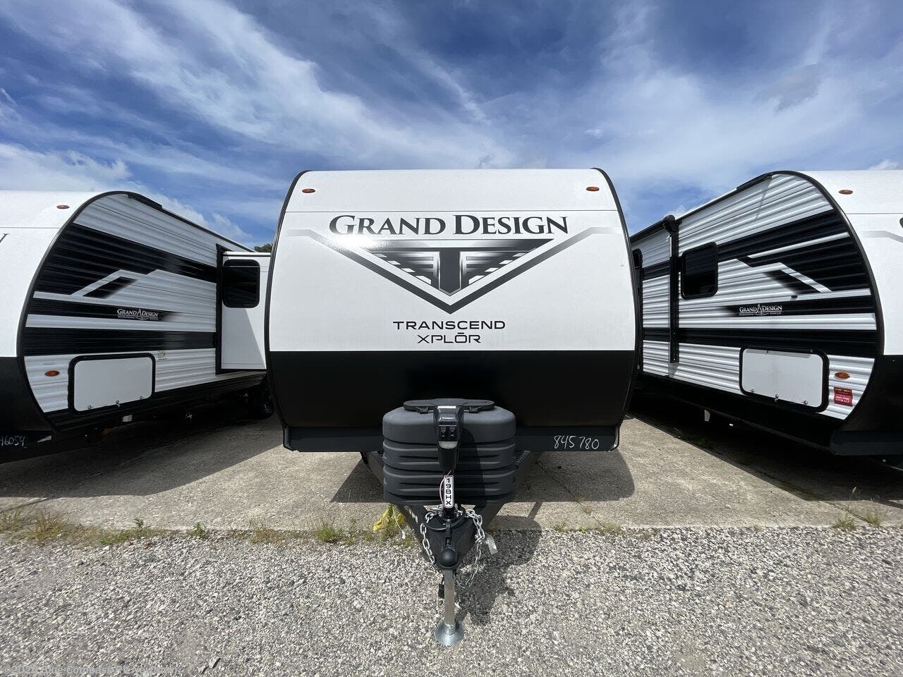 New 2026 Grand Design Transcend Xplor 19BHX available in Newtown, Connecticut