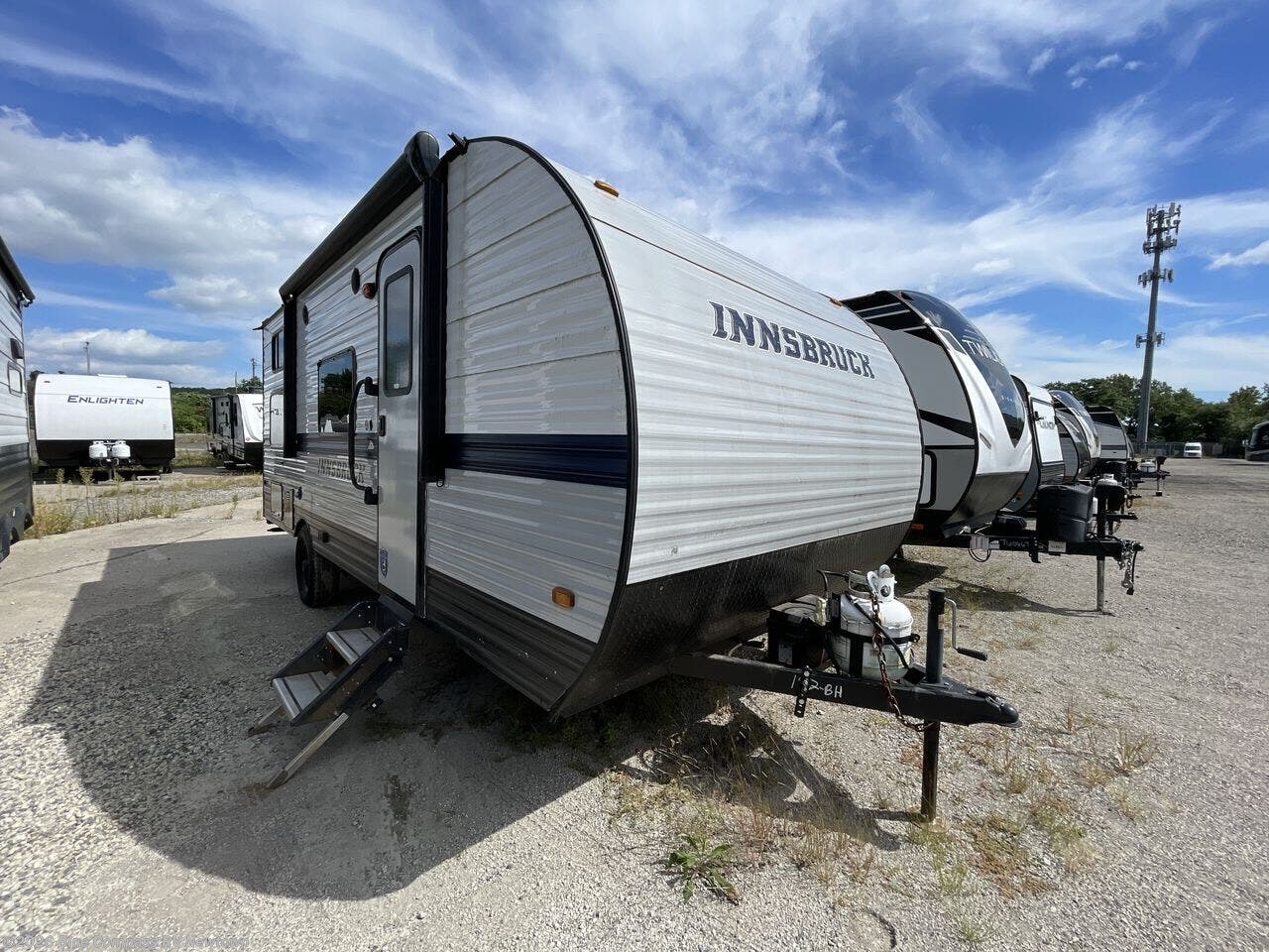 2022 Innsbruck Super Lite 197BH by Gulf Stream from Blue Compass RV Newtown in Newtown, Connecticut