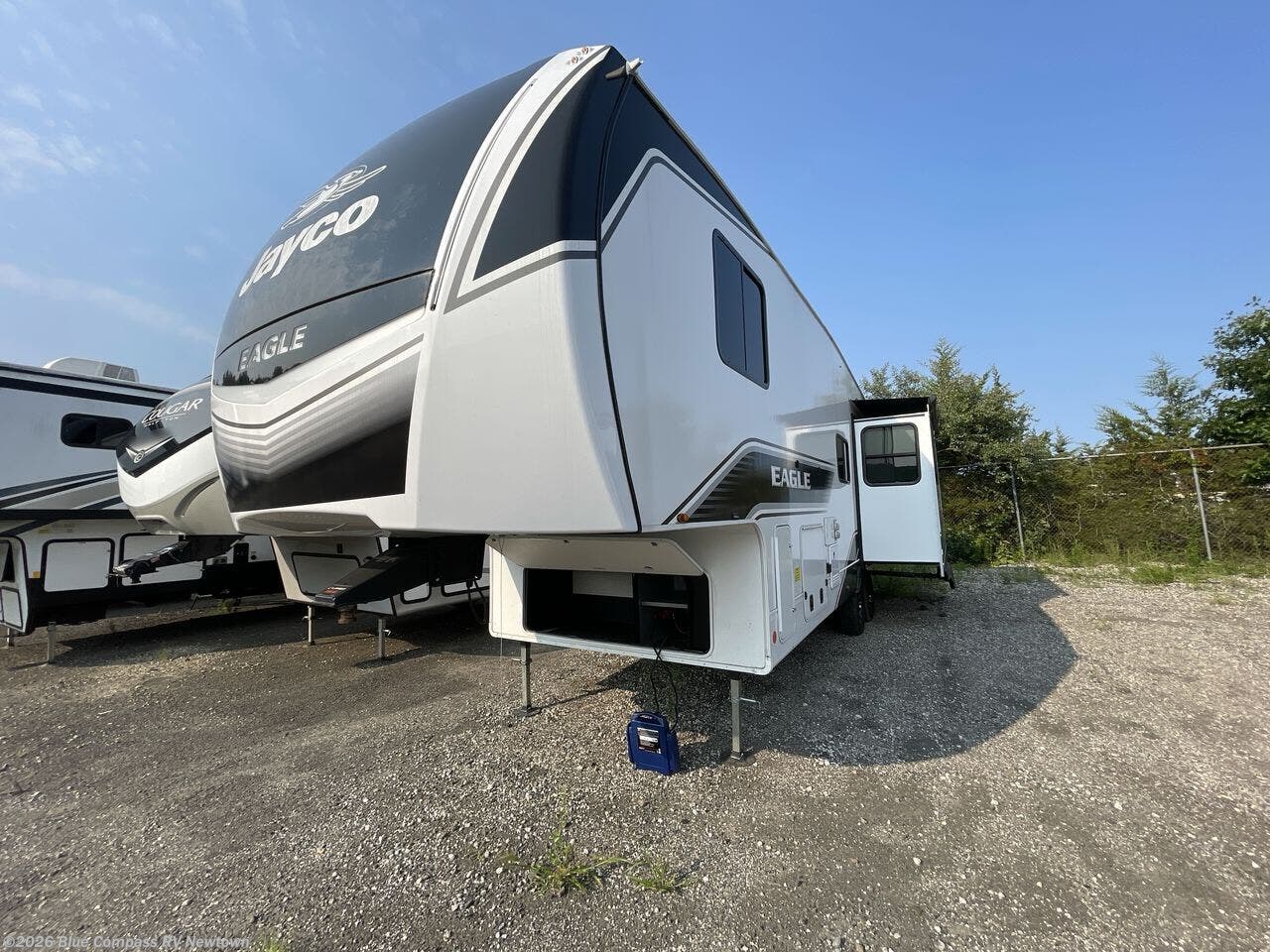 Used 2025 Jayco Eagle HT 27MLC available in Newtown, Connecticut