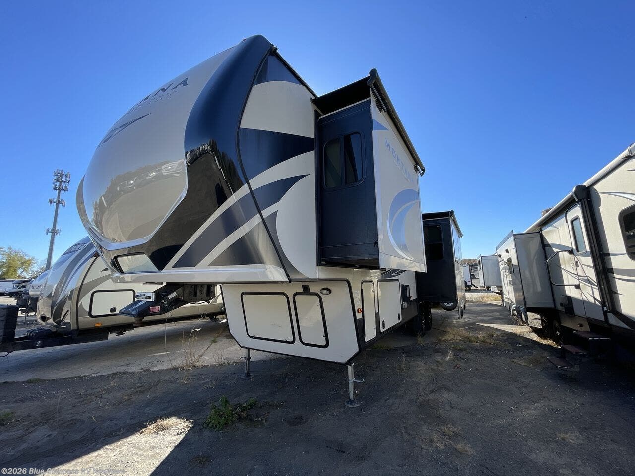 Used 2018 Keystone Montana High Country 305RL available in Newtown, Connecticut