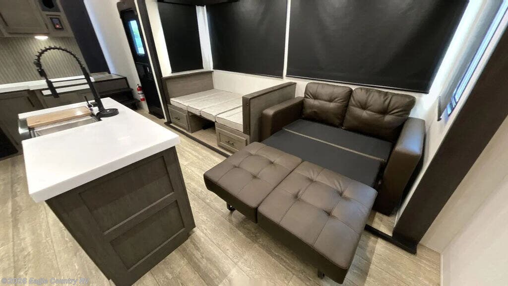 2025 Forest River Arctic Wolf Fifth Wheels 287BH RV for Sale in Eagle