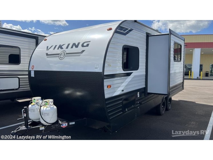 New 2024 Viking Viking 5K Series 252DBUS available in Wilmington, Ohio