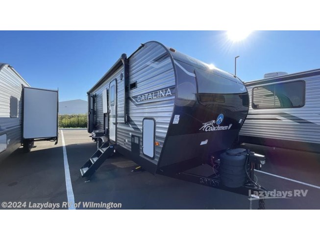New 2024 Coachmen Catalina Legacy 263FKDS available in Wilmington, Ohio