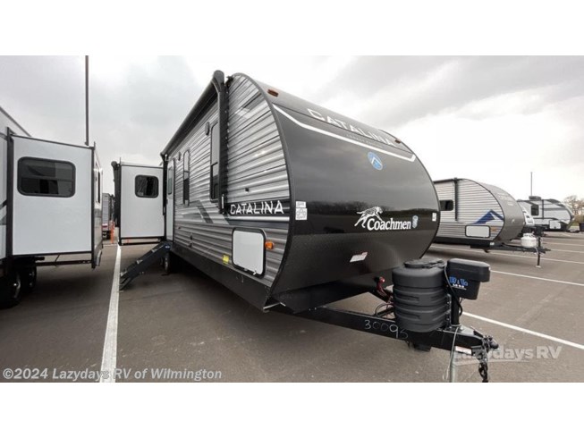 New 2024 Coachmen Catalina Legacy Edition 313RLTS available in Wilmington, Ohio