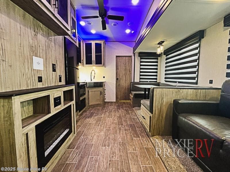 2022 Forest River Cherokee Arctic Wolf 287BH RV for Sale in Loganville, GA 30052 BH130 RVUSA