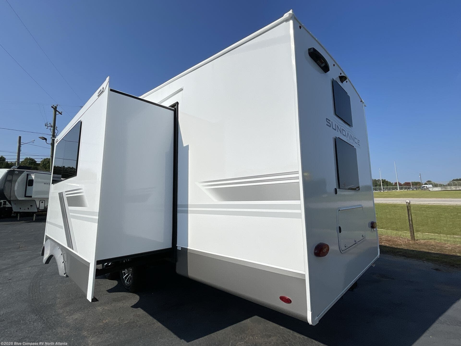 New 2026 Heartland Sundance XLT 28DB available in Buford, Georgia