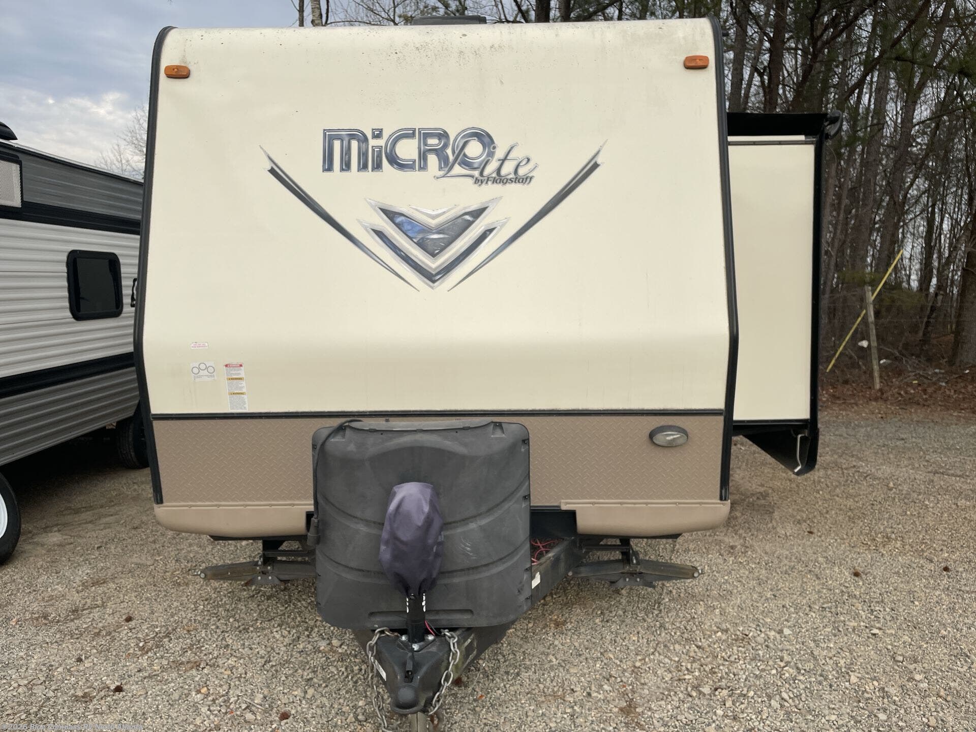 2017 Flagstaff Micro Lite 25BHS by Forest River from Blue Compass RV North Atlanta in Buford, Georgia