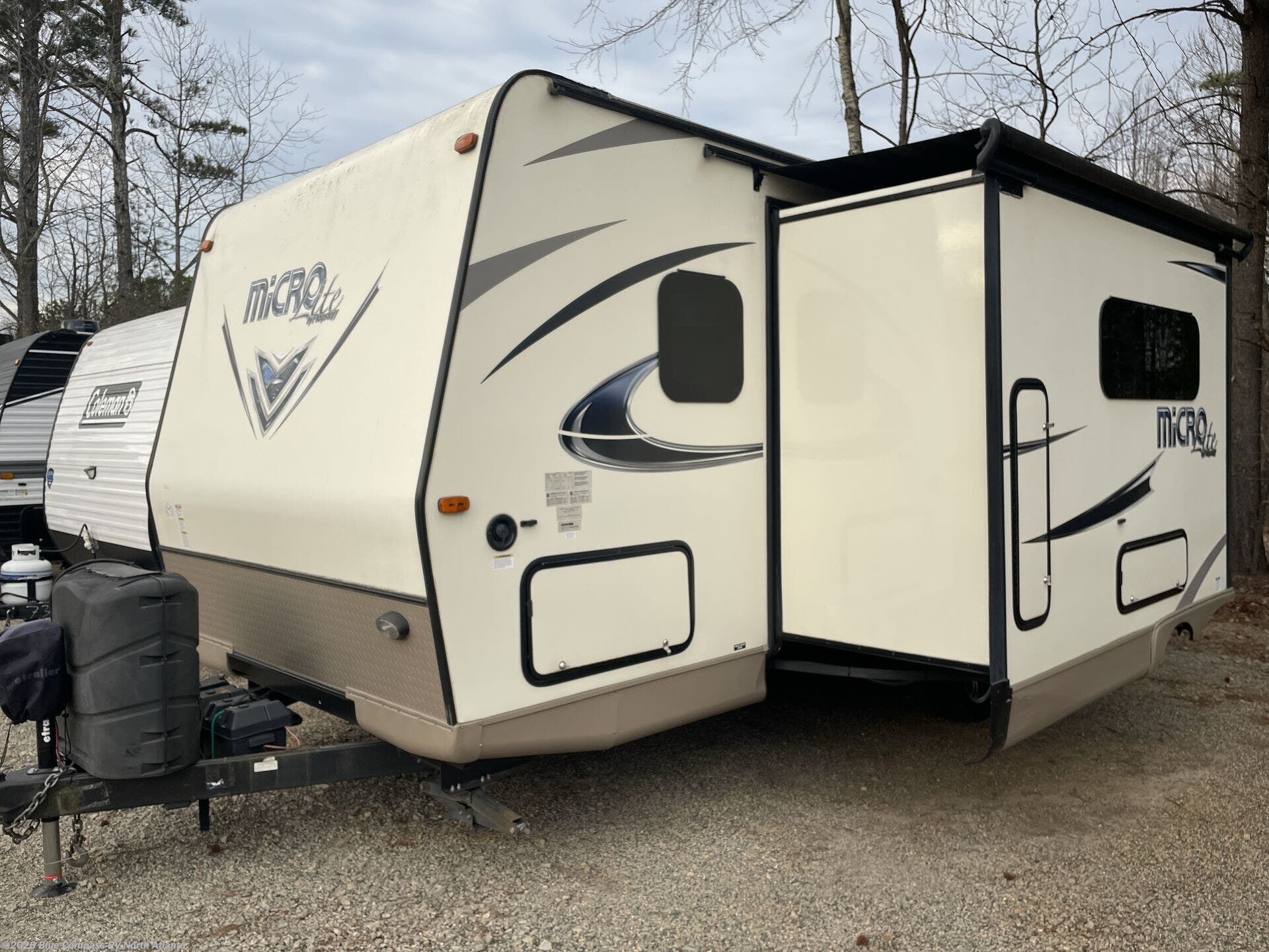 Used 2017 Forest River Flagstaff Micro Lite 25BHS available in Buford, Georgia