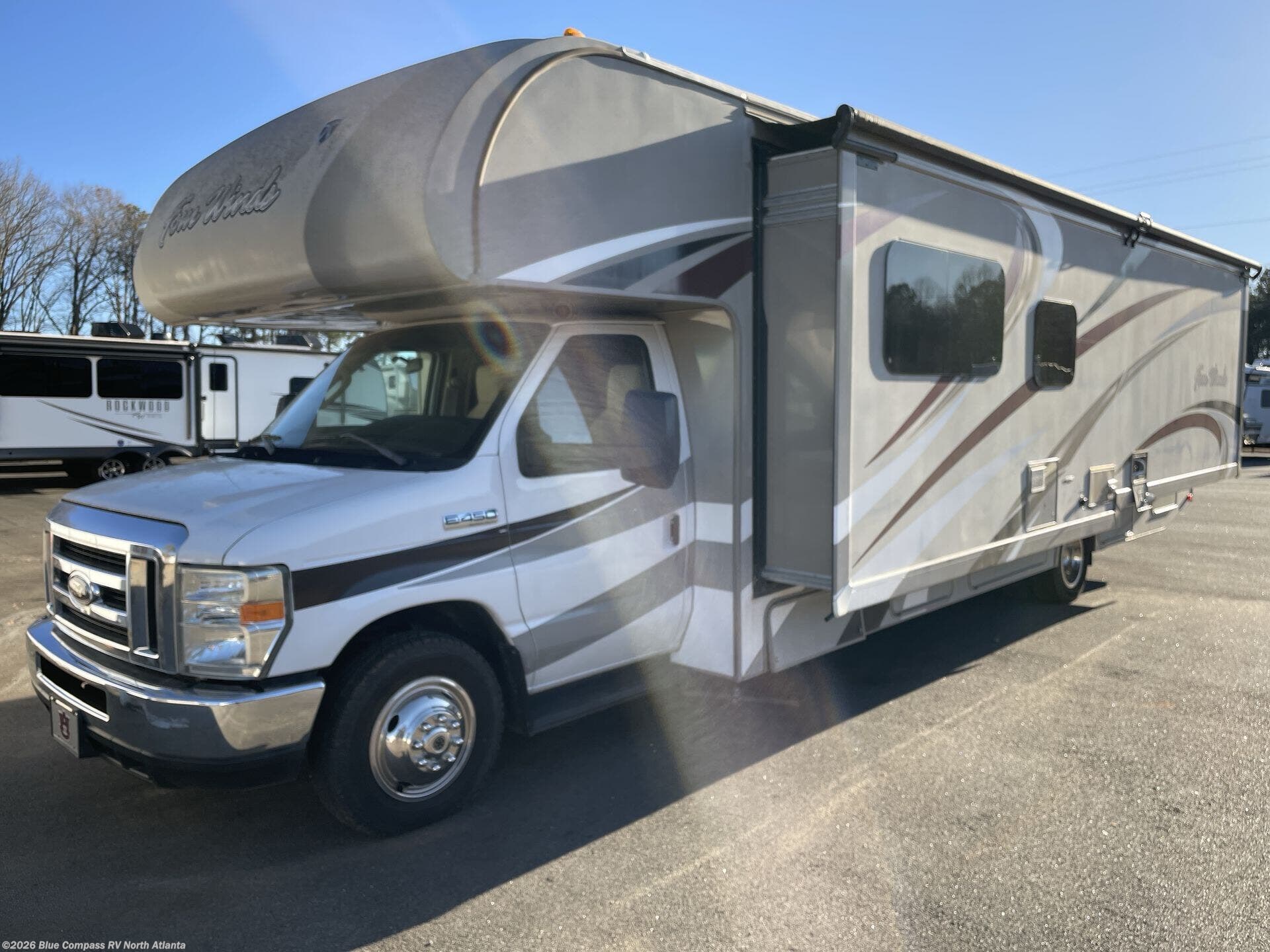 2016 Four Winds 31KW by Thor Motor Coach from Blue Compass RV North Atlanta in Buford, Georgia
