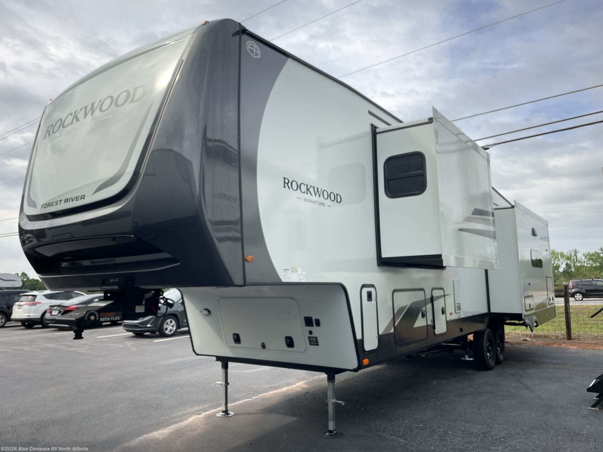 New 2026 Forest River Rockwood Signature 401SFB available in Buford, Georgia