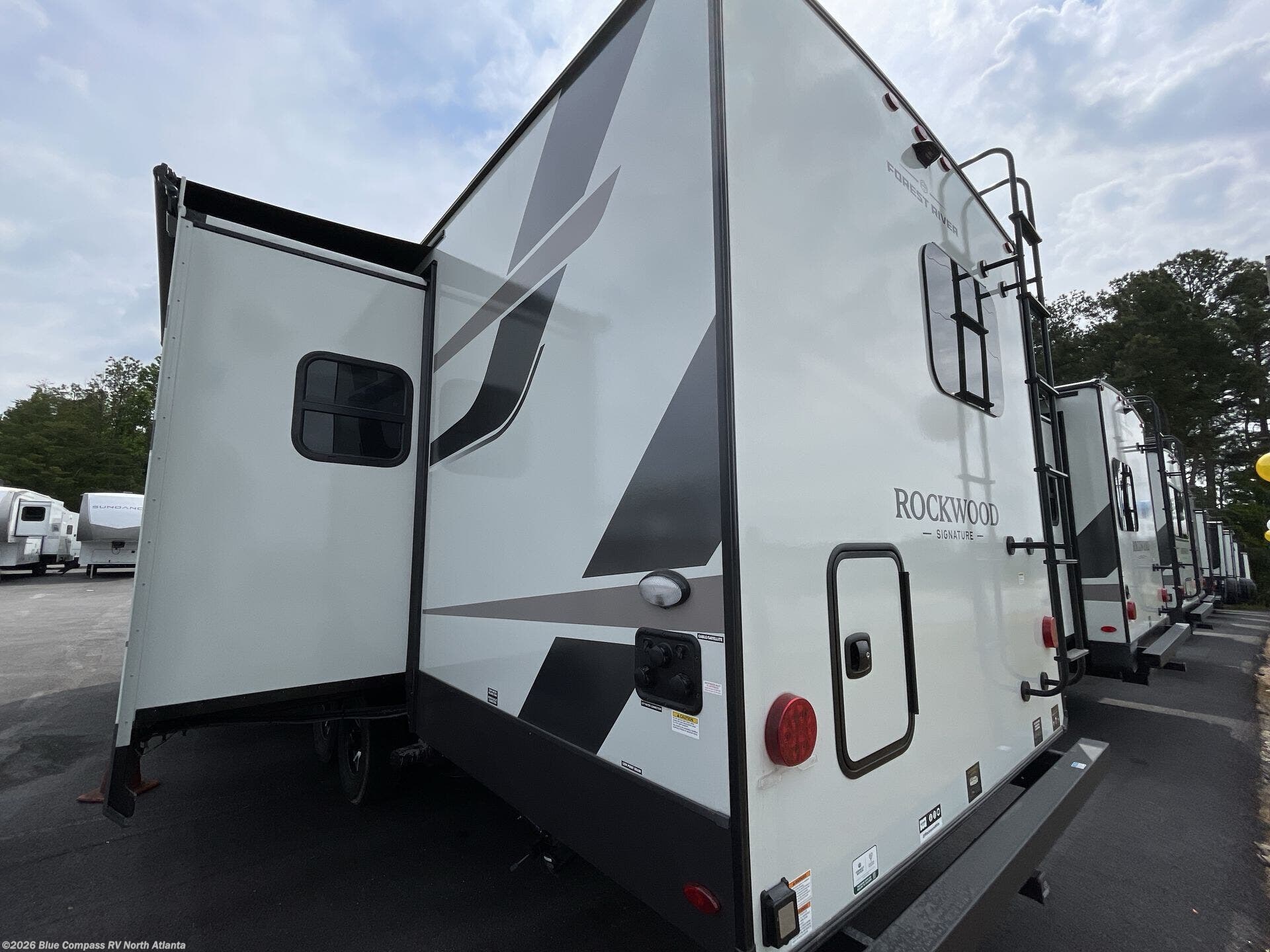 New 2026 Forest River Rockwood Signature 8263MBR available in Buford, Georgia