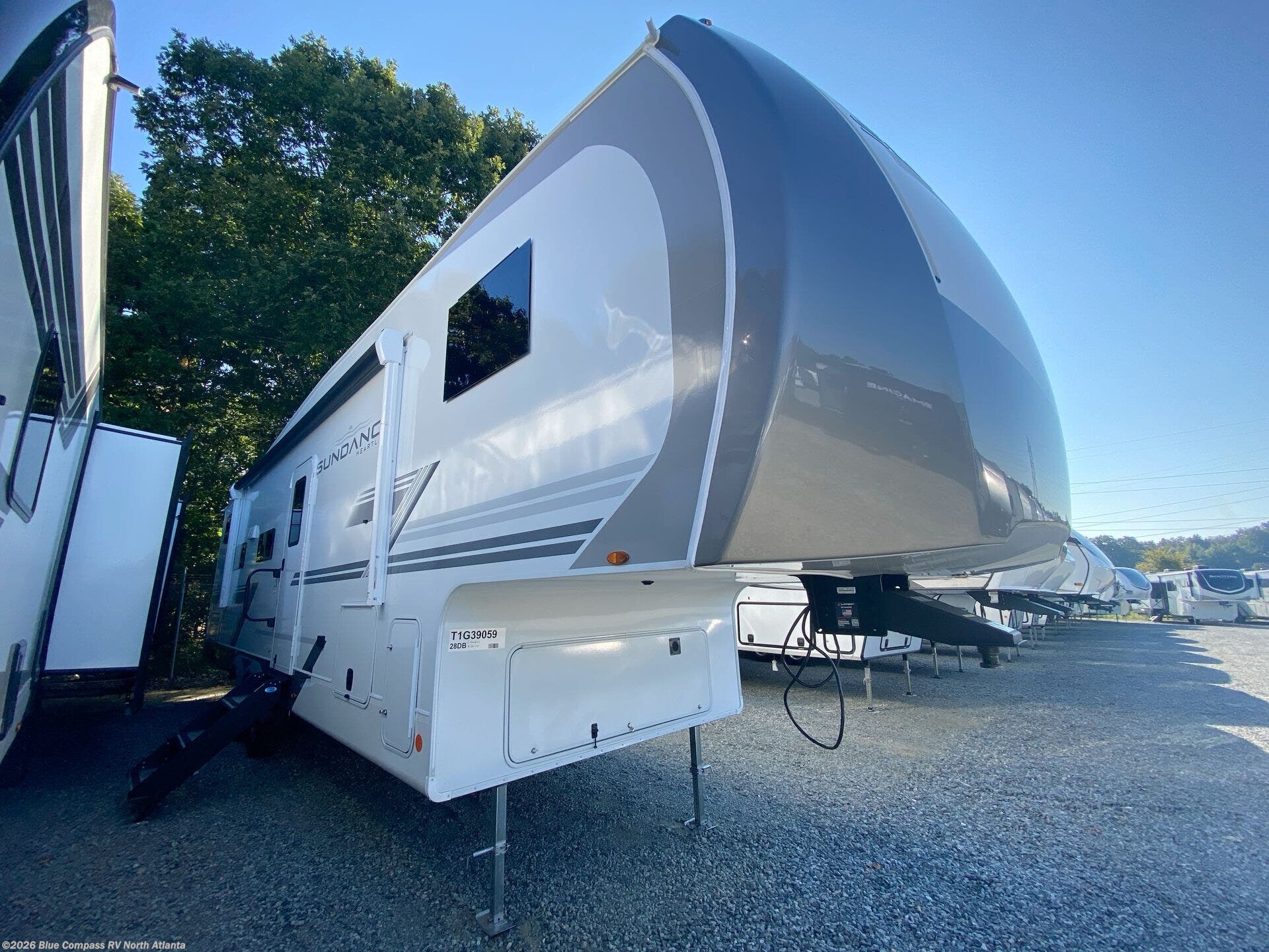 2026 Heartland Sundance XLT 28DB - New Fifth Wheel For Sale by Blue Compass RV North Atlanta in Buford, Georgia