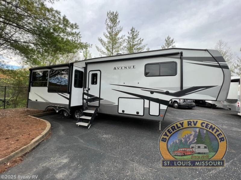 2022 Alliance RV Avenue 32RLS RV for Sale in Eureka, MO 63025 17735