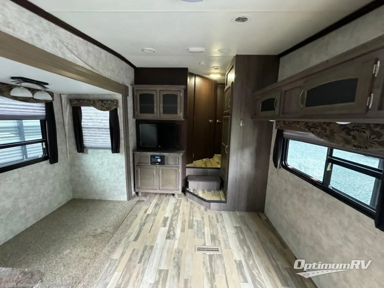 2017 Winnebago Voyage 25RKS RV for Sale in Tallahassee, FL 32304