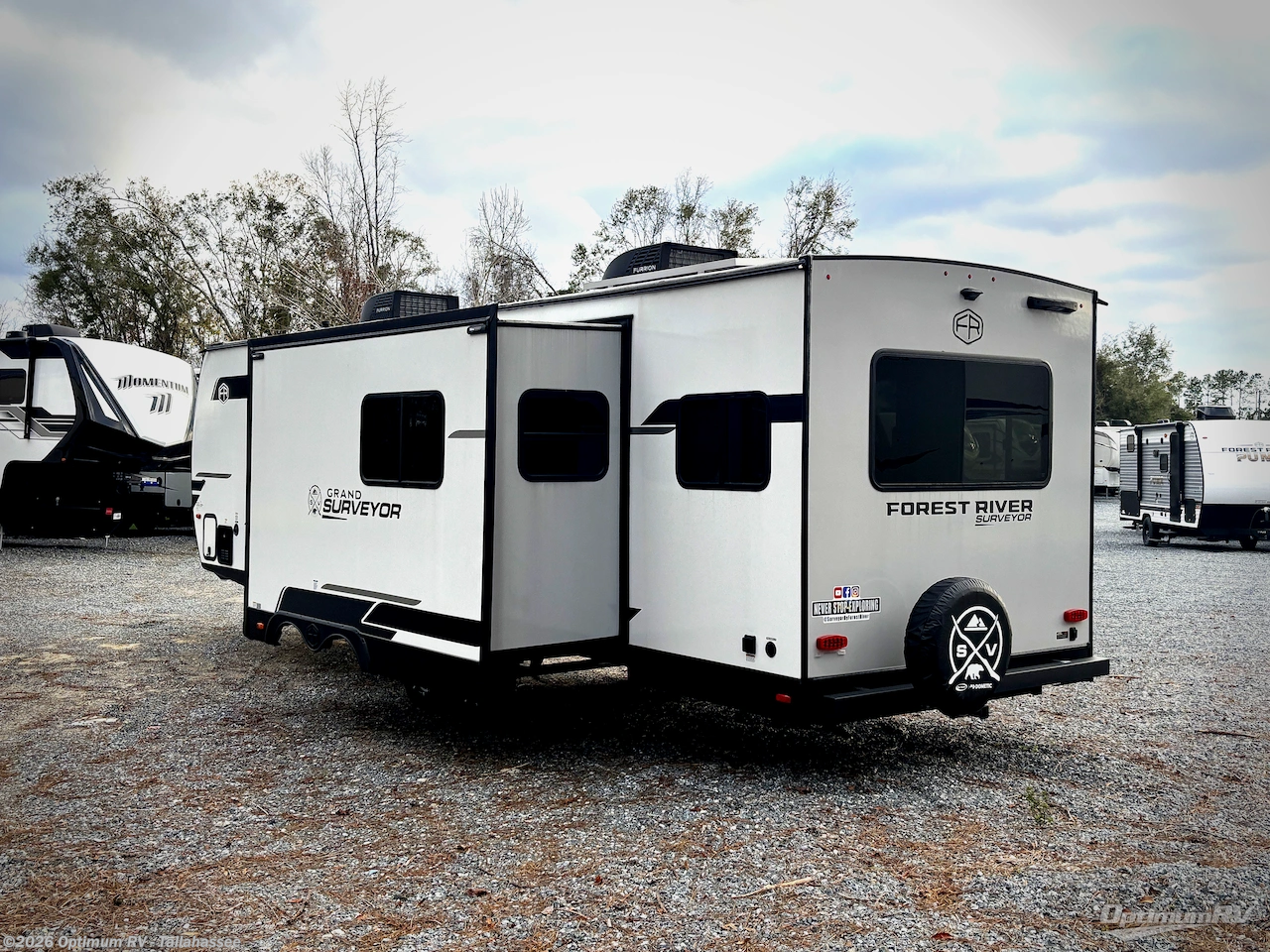 2025 Grand Surveyor 253RLS by Forest River from Optimum RV - Tallahassee in Tallahassee, Florida