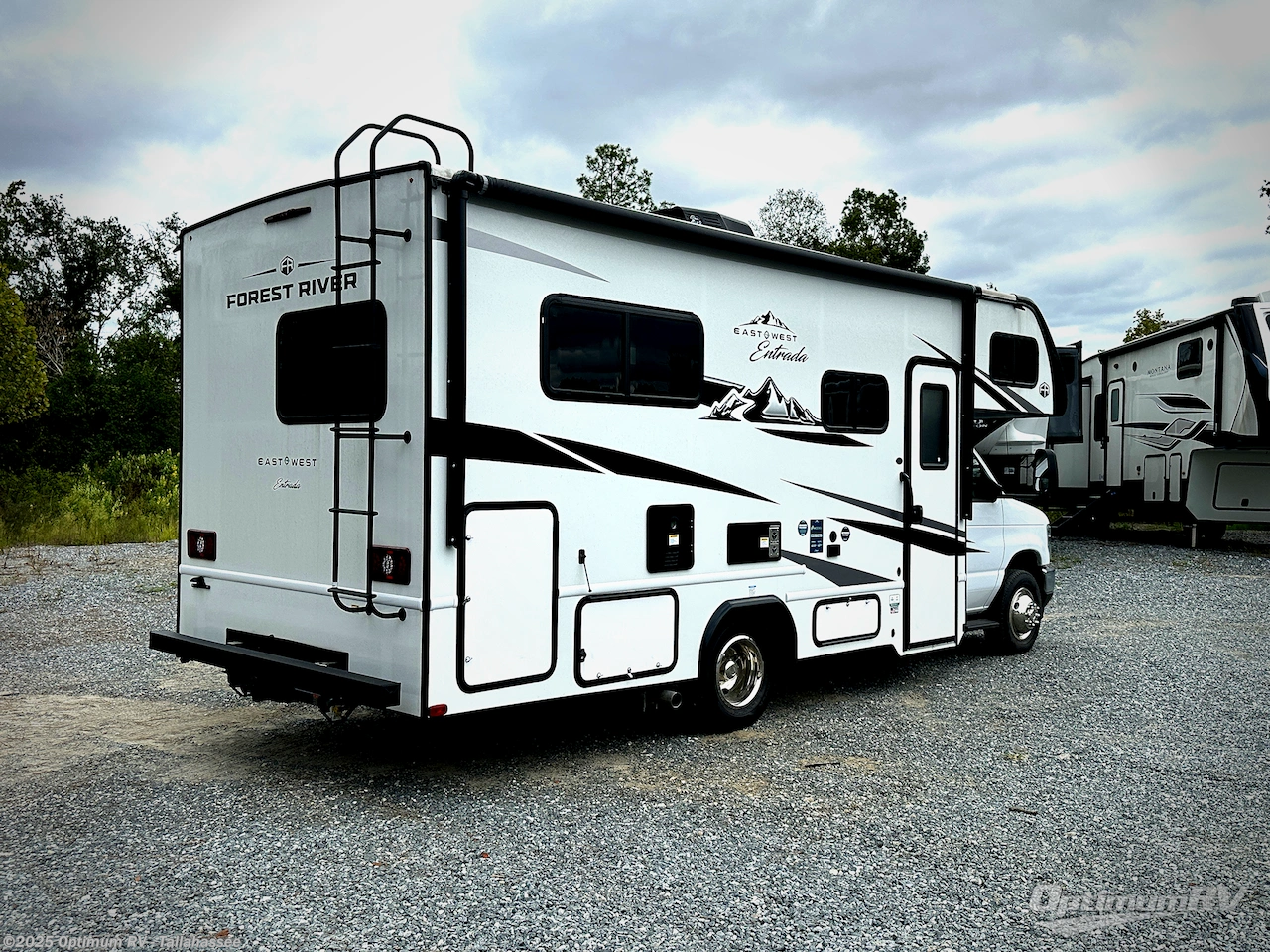 2025 East to West Entrada 2000NS - New Class C For Sale by Optimum RV - Tallahassee in Tallahassee, Florida features Awning