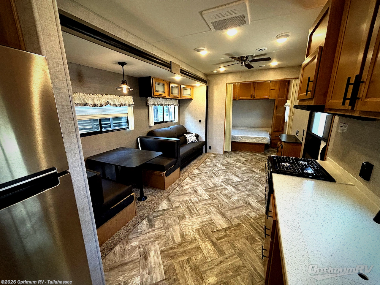 Used 2025 HL Enterprise Hy-Line 38 Premier available in Tallahassee, Florida