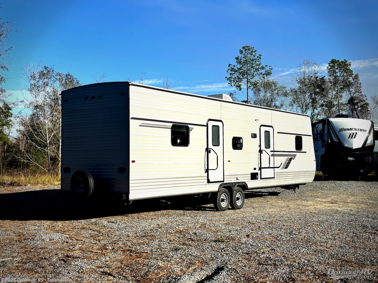 2025 HL Enterprise Hy-Line 38 Premier - Used Travel Trailer For Sale by Optimum RV - Tallahassee in Tallahassee, Florida