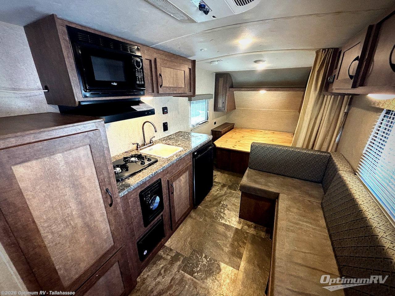 Used 2017 Starcraft Autumn Ridge Mini 18QB available in Tallahassee, Florida