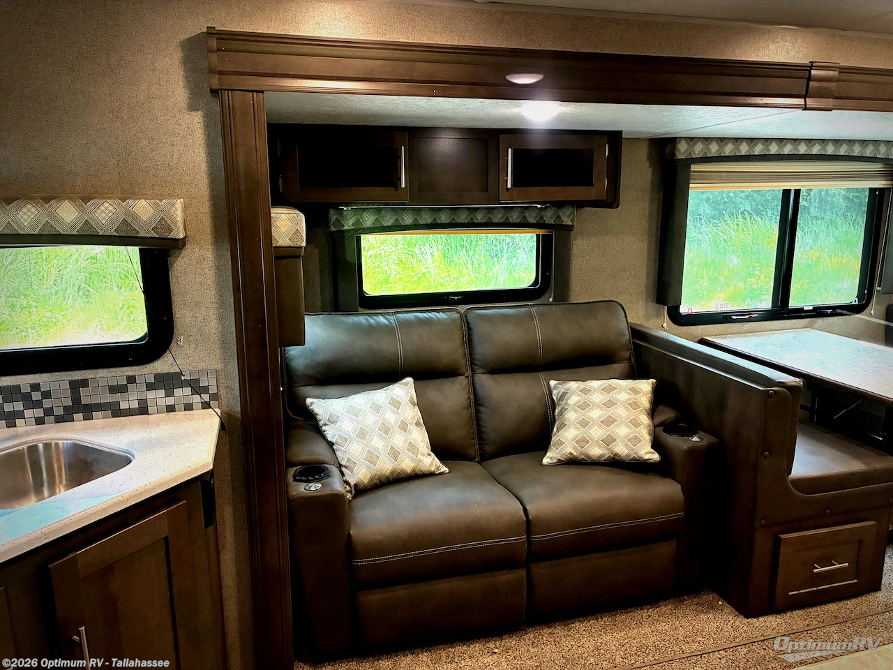 2020 Forest River Flagstaff Super Lite 26RKBS - Used Travel Trailer For Sale by Optimum RV - Tallahassee in Tallahassee, Florida features Slideout, Awning