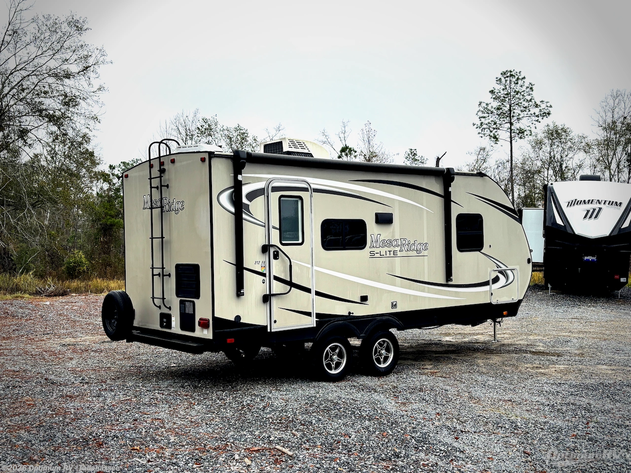 2021 Highland Ridge Mesa Ridge S-Lite ML212FB - Used Travel Trailer For Sale by Optimum RV - Tallahassee in Tallahassee, Florida features Awning, Slideout