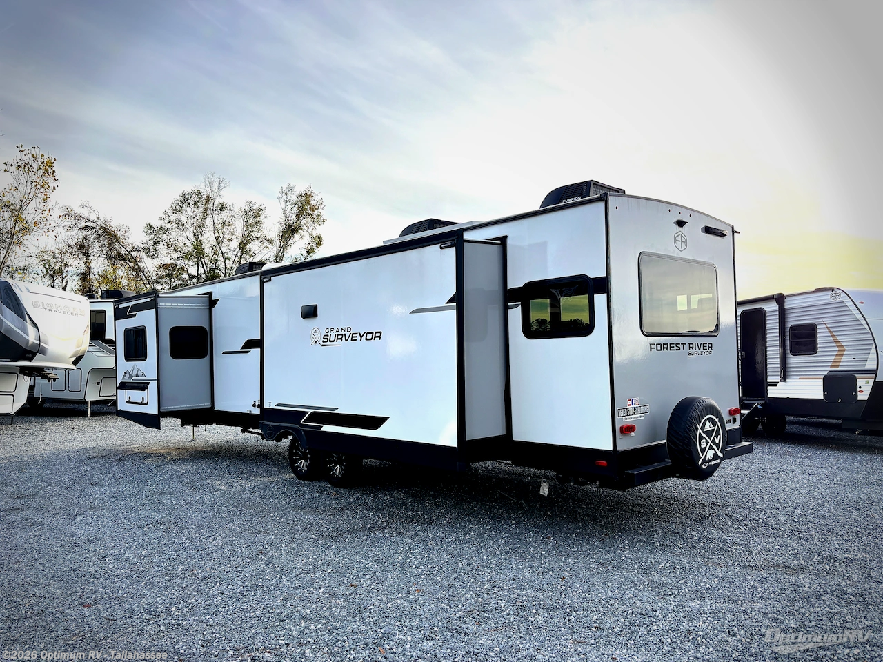 2025 Grand Surveyor 305RLBS by Forest River from Optimum RV - Tallahassee in Tallahassee, Florida