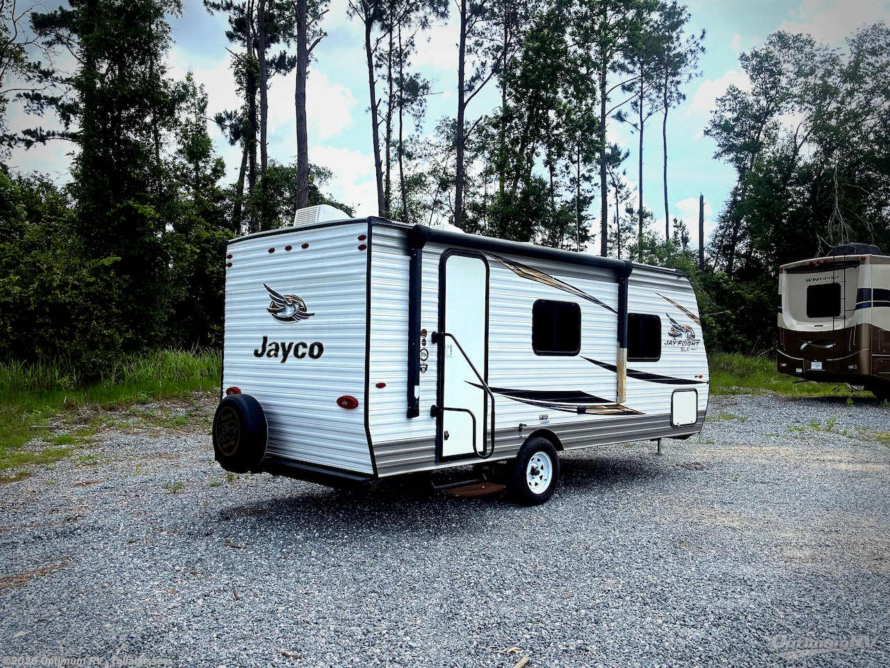 2019 Jayco Jay Flight SLX 7 195RB - Used Travel Trailer For Sale by Optimum RV - Tallahassee in Tallahassee, Florida features Awning
