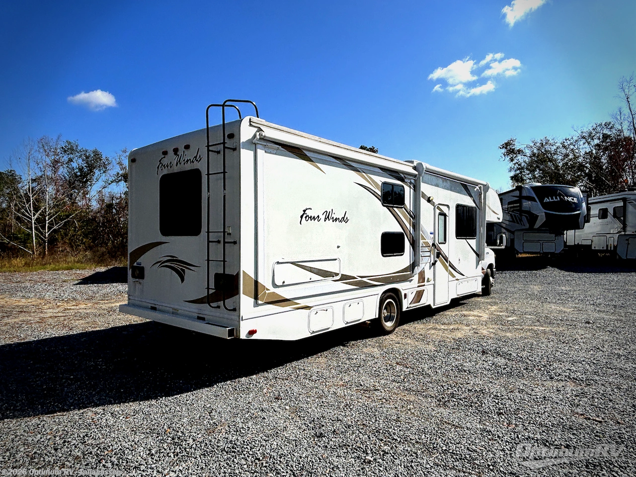 2016 Thor Four Winds 30C - Used Class C For Sale by Optimum RV - Tallahassee in Tallahassee, Florida