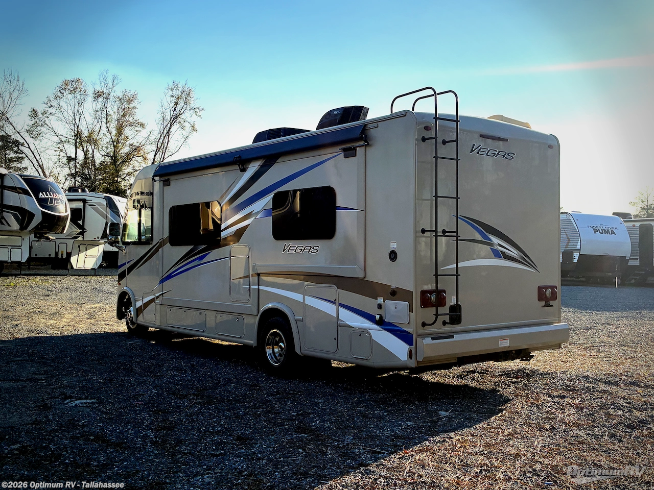 2019 Vegas 25.6 by Thor from Optimum RV - Tallahassee in Tallahassee, Florida