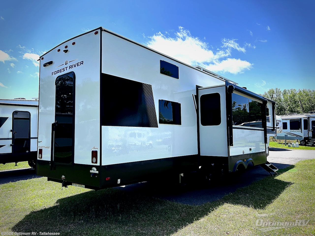 2025 East to West Ahara 390DS - New Fifth Wheel For Sale by Optimum RV - Tallahassee in Tallahassee, Florida features Awning, Slideout