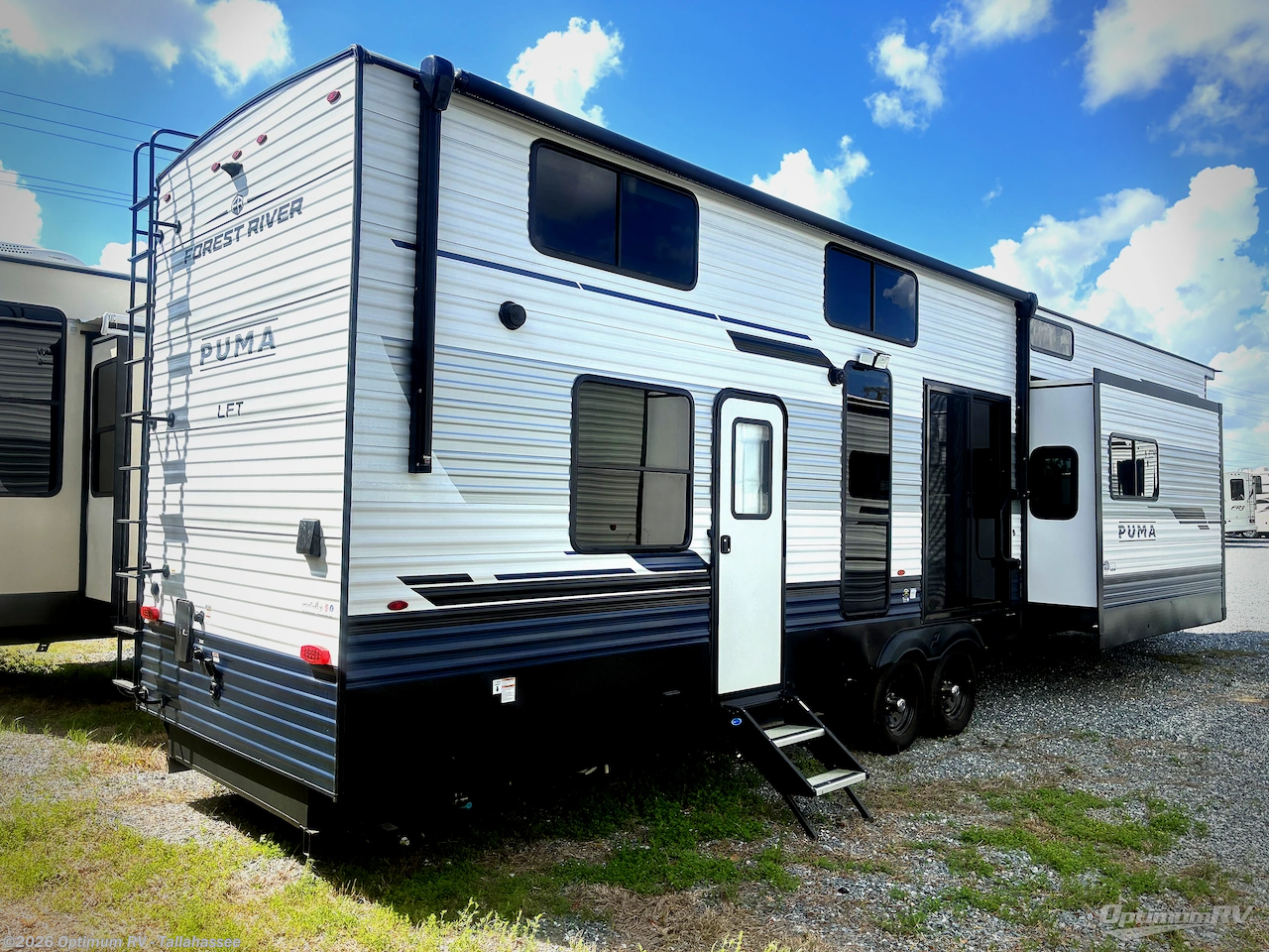 2025 Palomino Puma Destination 403LFT - Used Destination Trailer For Sale by Optimum RV - Tallahassee in Tallahassee, Florida features Slideout, Awning