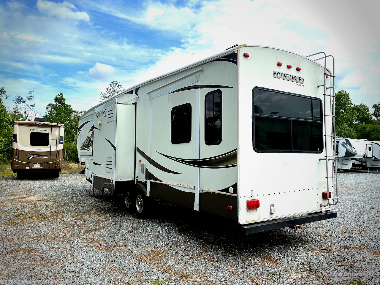 2013 Mountaineer 362RLQ by Keystone from Optimum RV - Tallahassee in Tallahassee, Florida