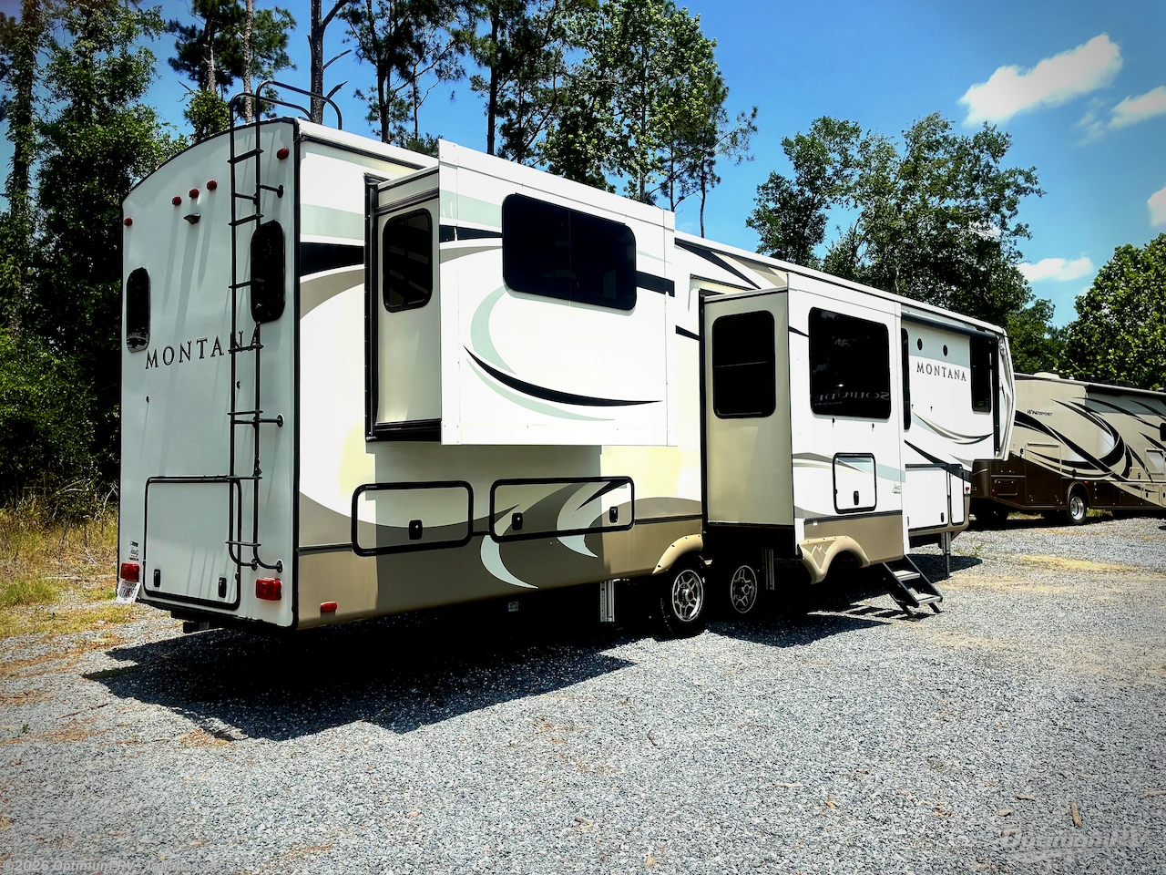 2018 Keystone Montana 3791RD - Used Fifth Wheel For Sale by Optimum RV - Tallahassee in Tallahassee, Florida features Slideout, Awning