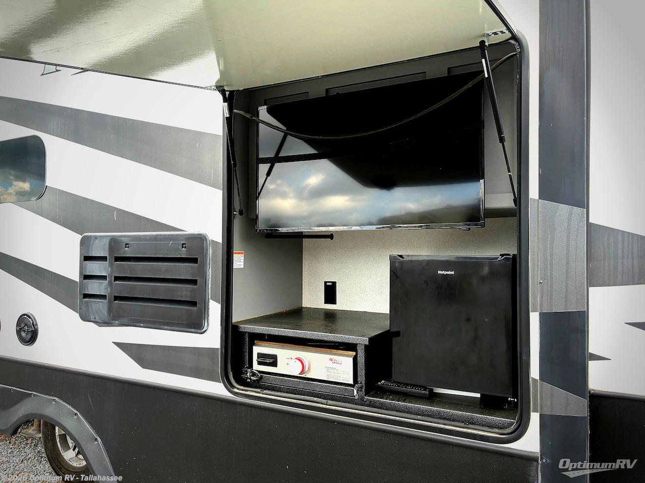 Used 2021 Keystone Fuzion 379 available in Tallahassee, Florida