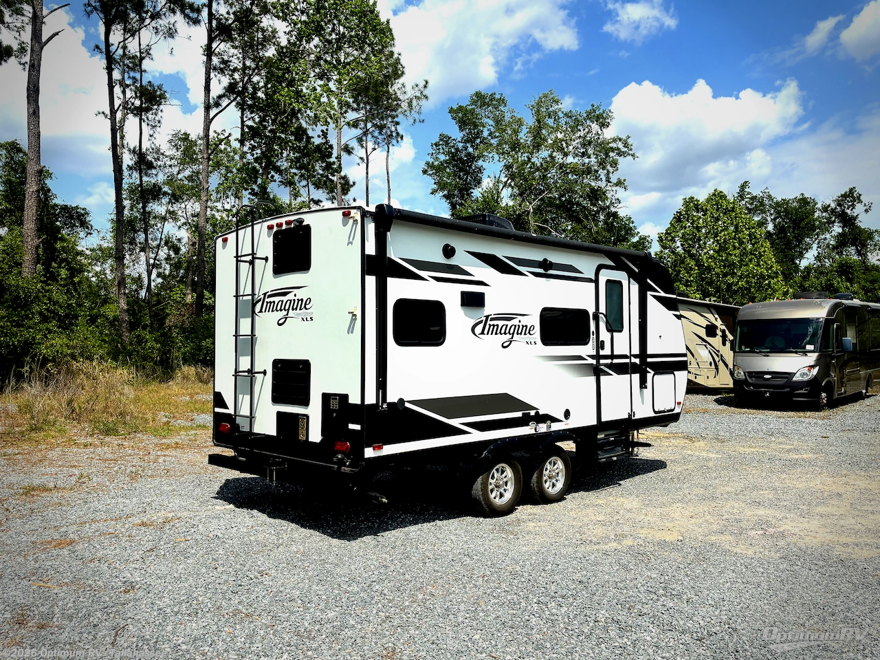 2021 Grand Design Imagine XLS 17MKE - Used Travel Trailer For Sale by Optimum RV - Tallahassee in Tallahassee, Florida features Slideout, Awning