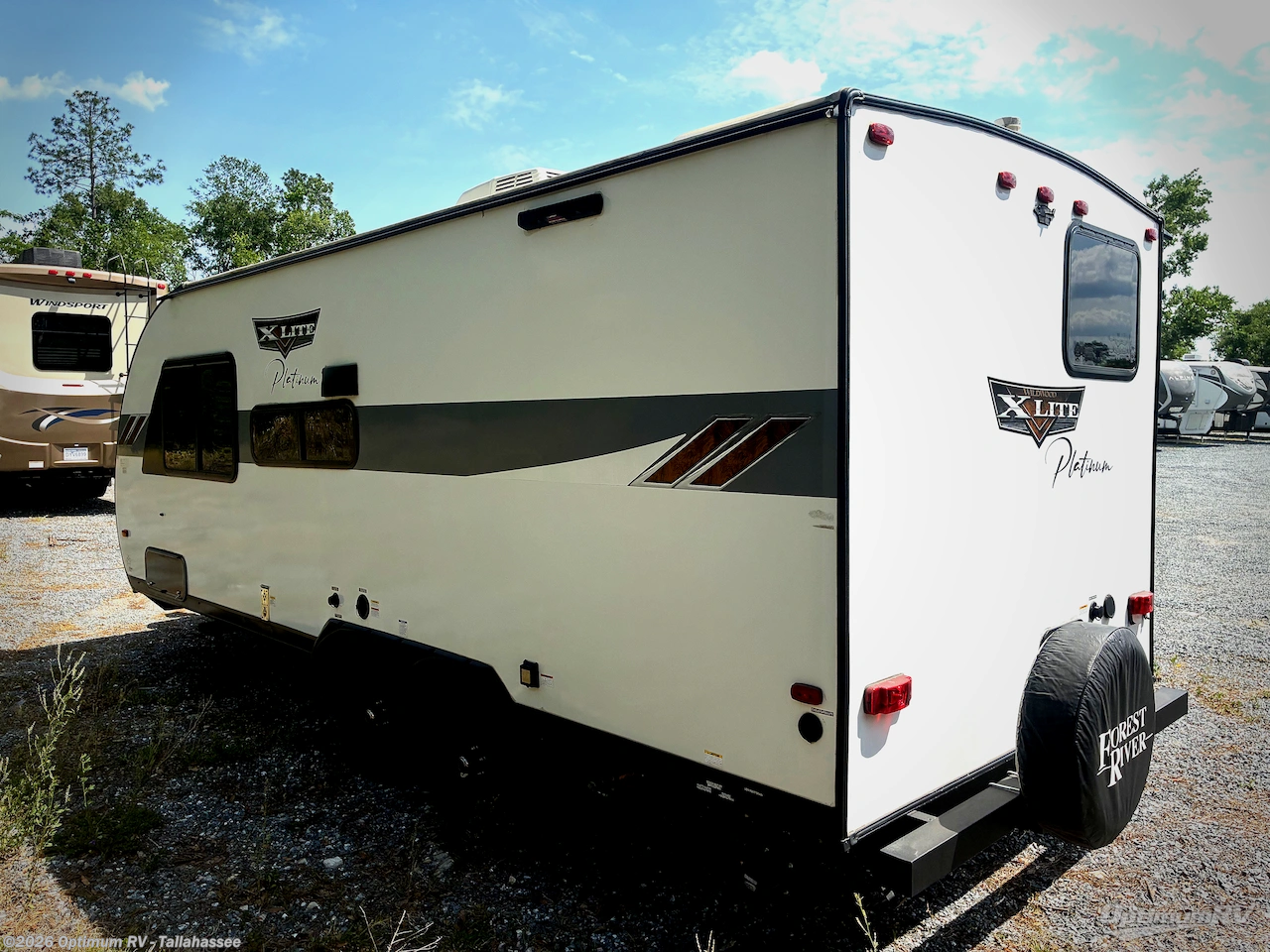 2024 Wildwood X-Lite 19DBXL by Forest River from Optimum RV - Tallahassee in Tallahassee, Florida
