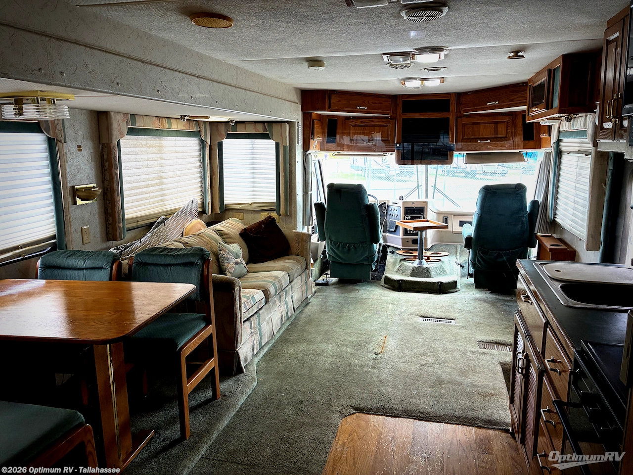 Used 1995 Newmar Kountry Star 3750 available in Tallahassee, Florida