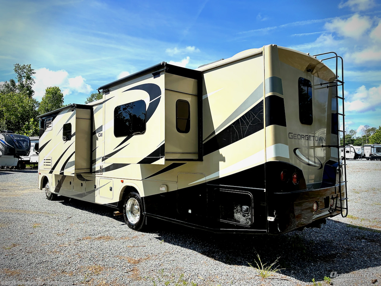 2019 Georgetown 5 Series 34H5 by Forest River from Optimum RV - Tallahassee in Tallahassee, Florida