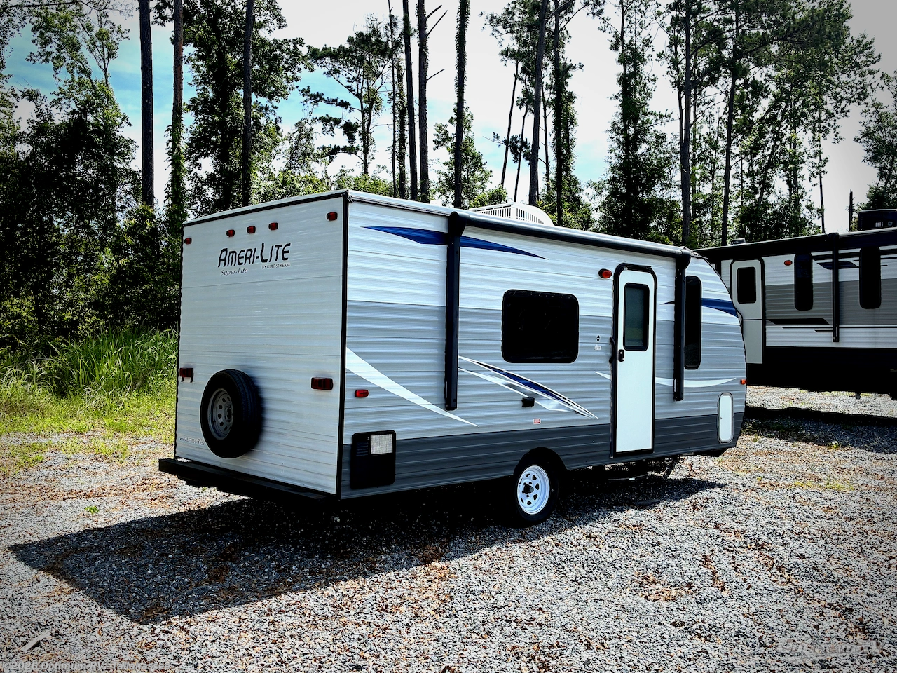 2019 Gulf Stream Ameri-Lite Super Lite 188RB - Used Travel Trailer For Sale by Optimum RV - Tallahassee in Tallahassee, Florida features Awning