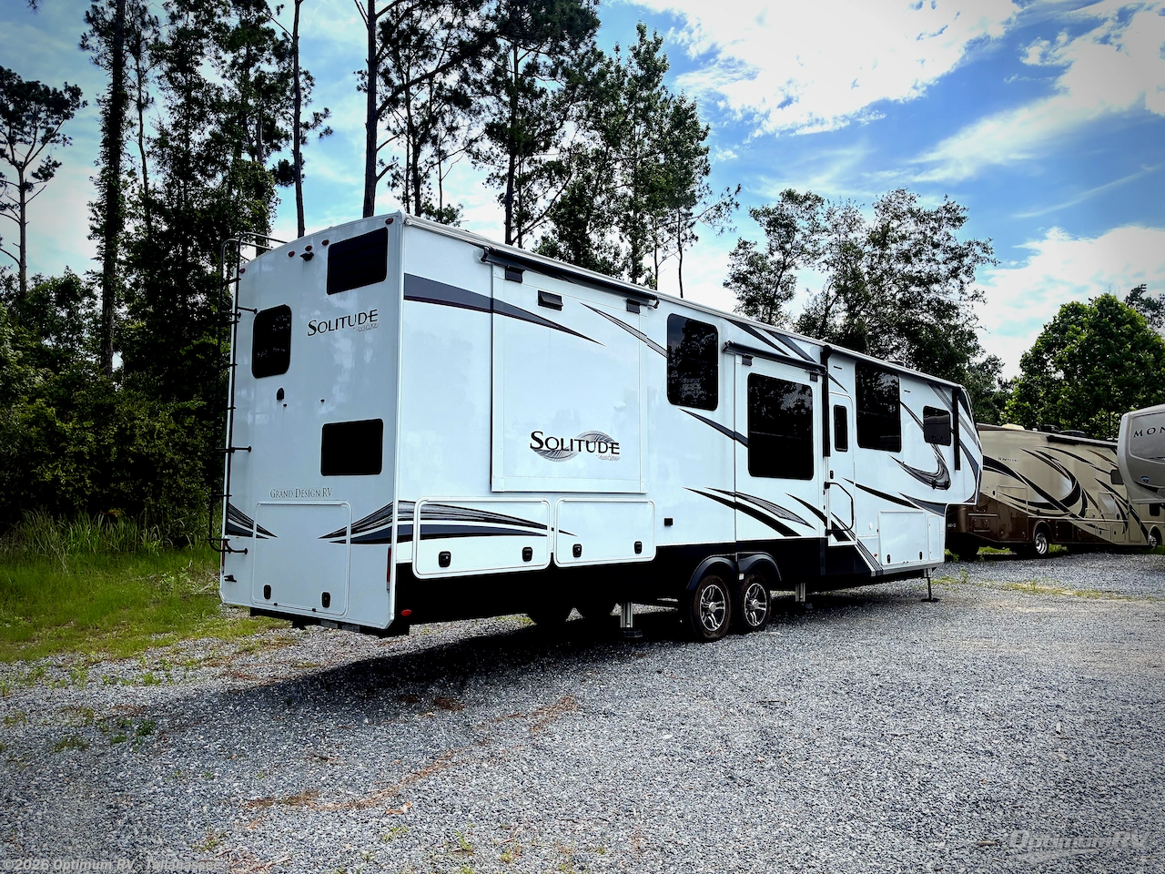 2022 Grand Design Solitude 390RK - Used Fifth Wheel For Sale by Optimum RV - Tallahassee in Tallahassee, Florida features Awning, Slideout