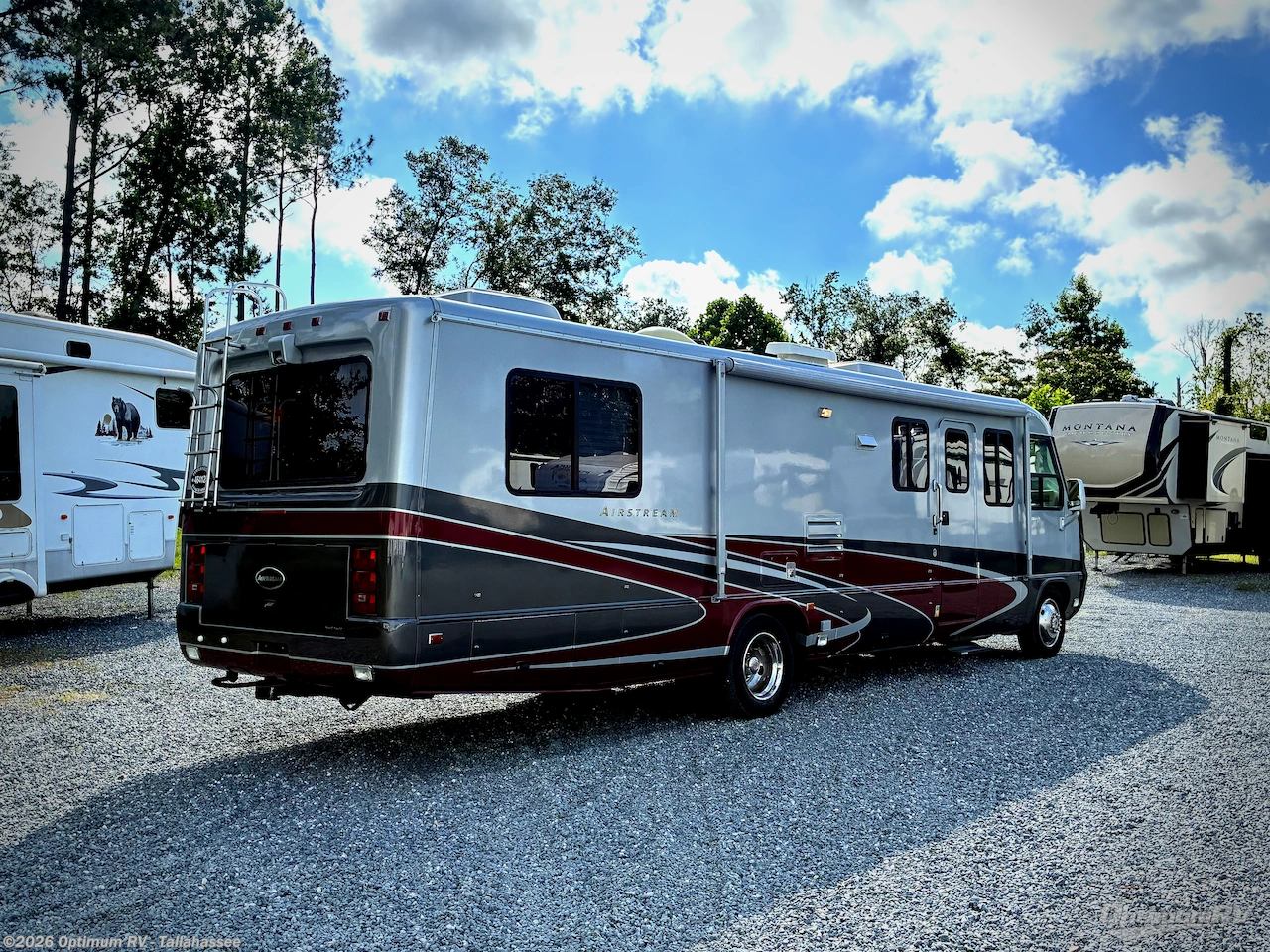 2004 Airstream Land Yacht 33 - Used Class A For Sale by Optimum RV - Tallahassee in Tallahassee, Florida