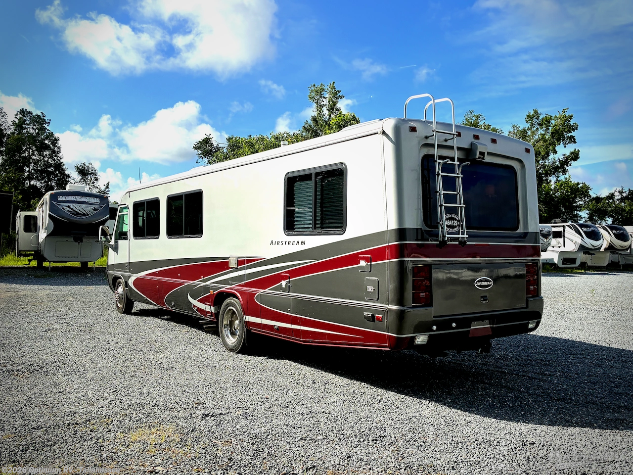 2004 Land Yacht 33 by Airstream from Optimum RV - Tallahassee in Tallahassee, Florida