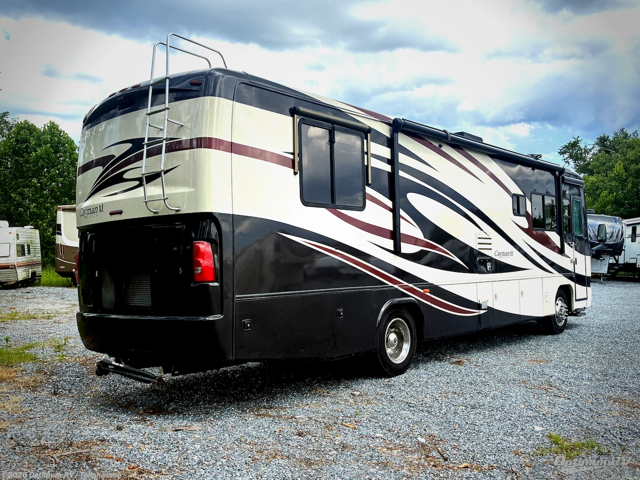2008 Monaco RV Cayman 38 PBD - Used Class A For Sale by Optimum RV - Tallahassee in Tallahassee, Florida features Slideout