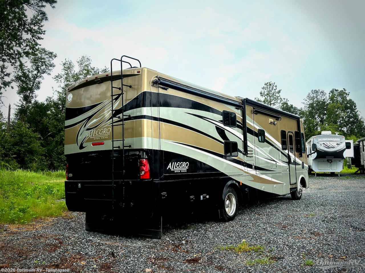 2011 Tiffin Allegro 35 QBA - Used Class A For Sale by Optimum RV - Tallahassee in Tallahassee, Florida features Slideout