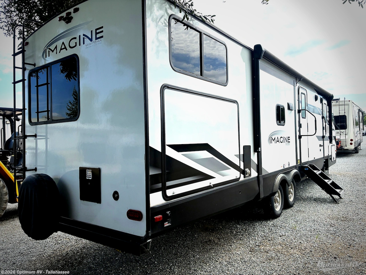 2022 Grand Design Imagine 3250BH - Used Travel Trailer For Sale by Optimum RV - Tallahassee in Tallahassee, Florida features Awning, Slideout