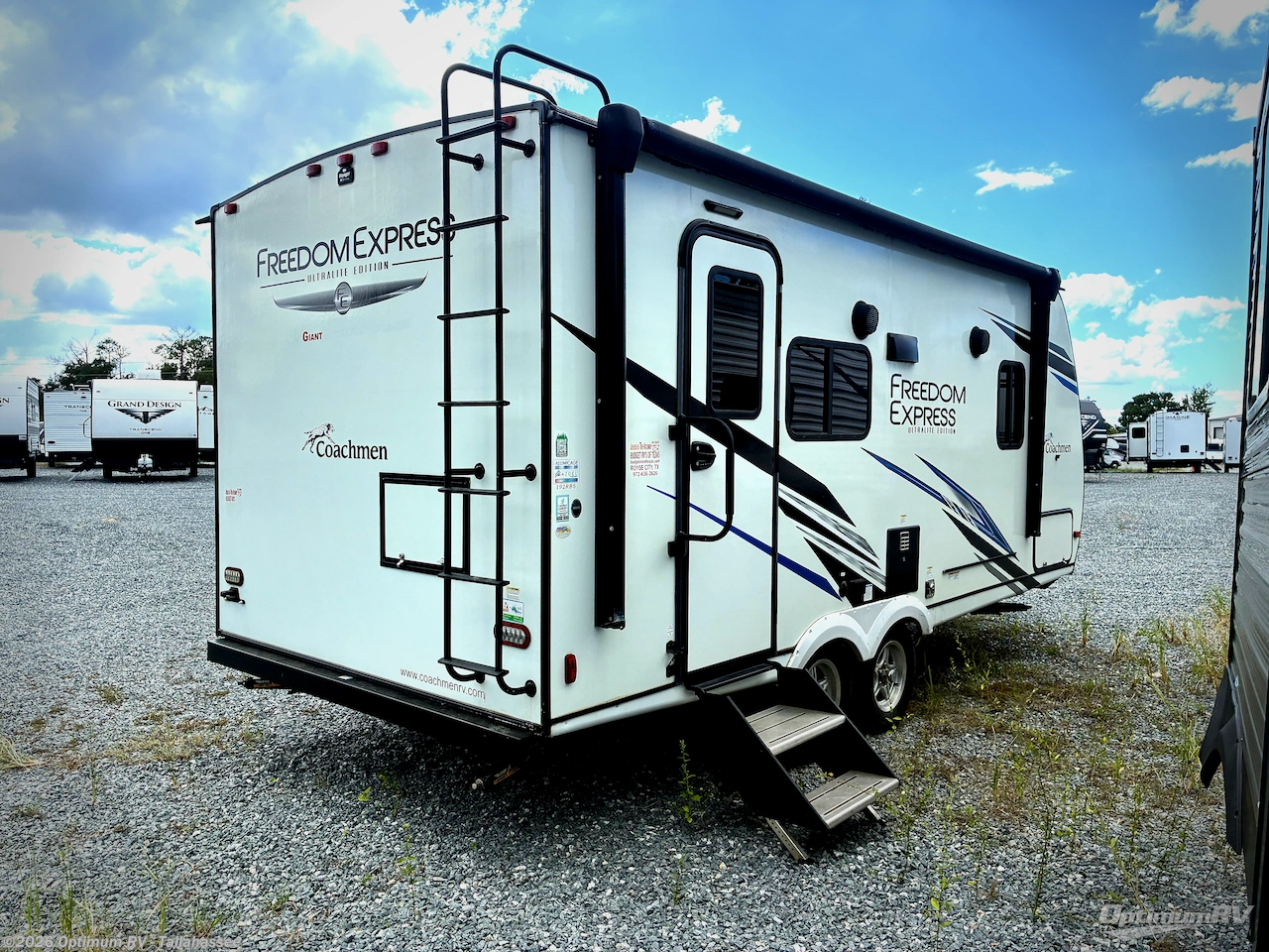 2022 Coachmen Freedom Express Ultra Lite 192RBS - Used Travel Trailer For Sale by Optimum RV - Tallahassee in Tallahassee, Florida features Awning, Slideout