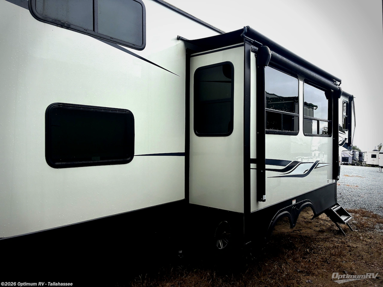 2023 Keystone Montana High Country 381TB - Used Fifth Wheel For Sale by Optimum RV - Tallahassee in Tallahassee, Florida features Slideout