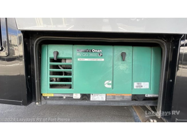 2018 Dynamax Corp Isata 3 Series 24RW - Used Class C For Sale by Lazydays RV of Fort Pierce in Fort Pierce, Florida