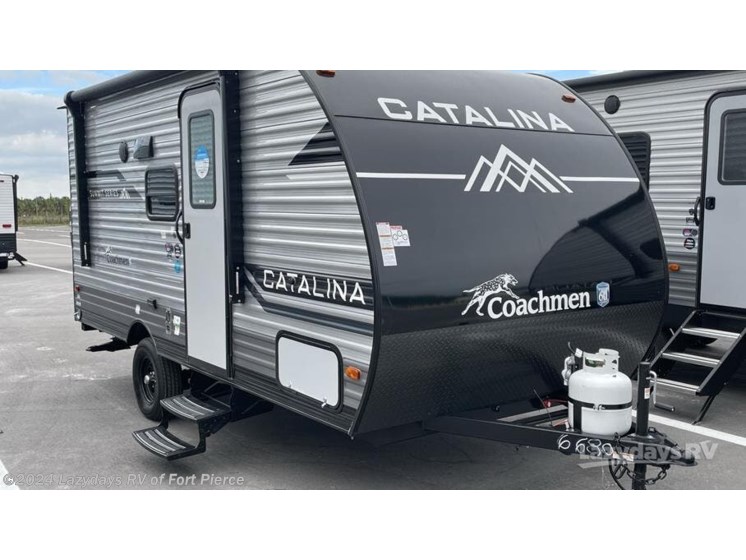 New 2024 Coachmen Catalina Summit Series 7 164BH available in Fort Pierce, Florida