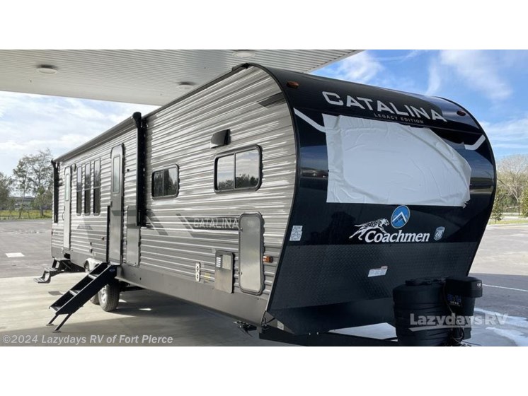 New 24 Coachmen Catalina Legacy Edition 333FKTS available in Fort Pierce, Florida